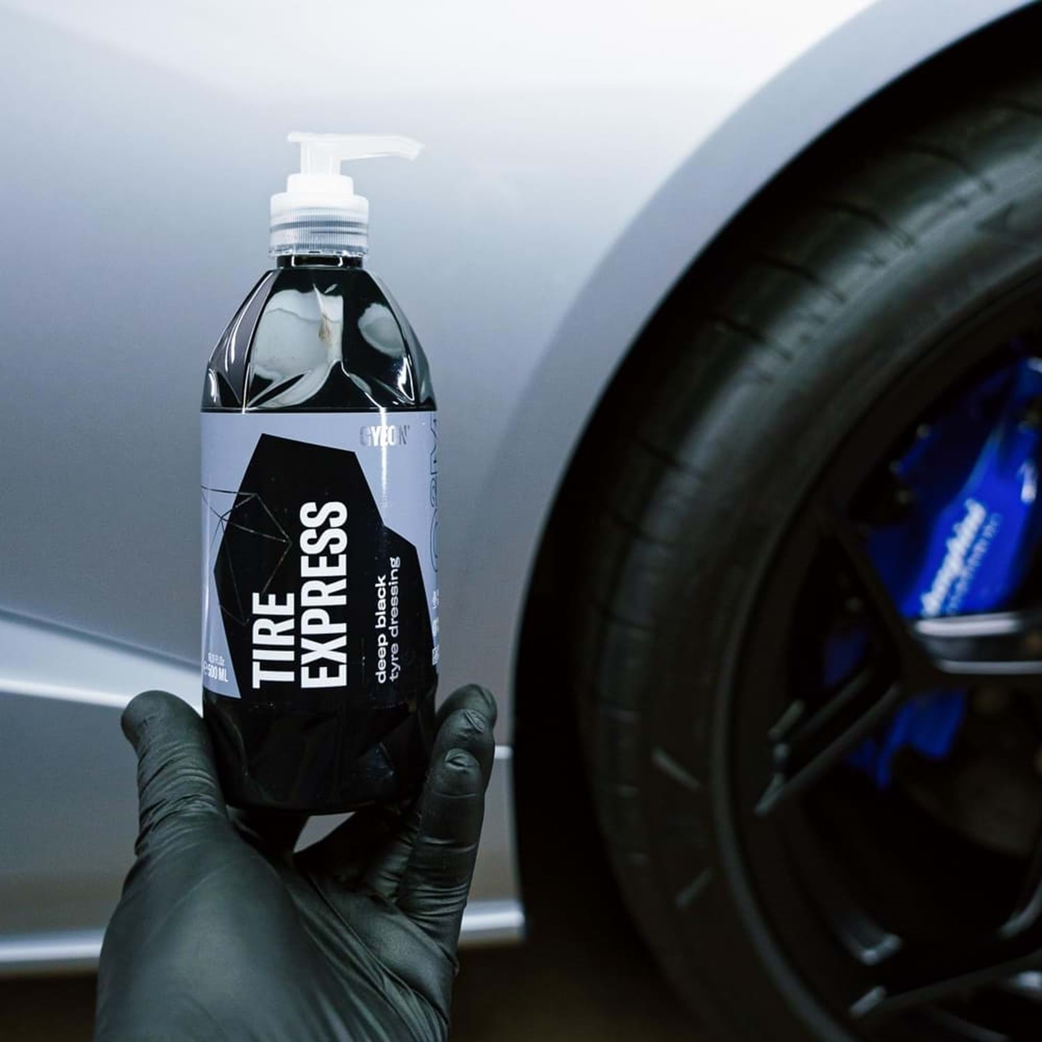 Gyeon Q²M Tire Express Lastik Parlatıcı 500 ML | Doğal Mat Görünüm ve Su Bazlı Lastik Bakımı